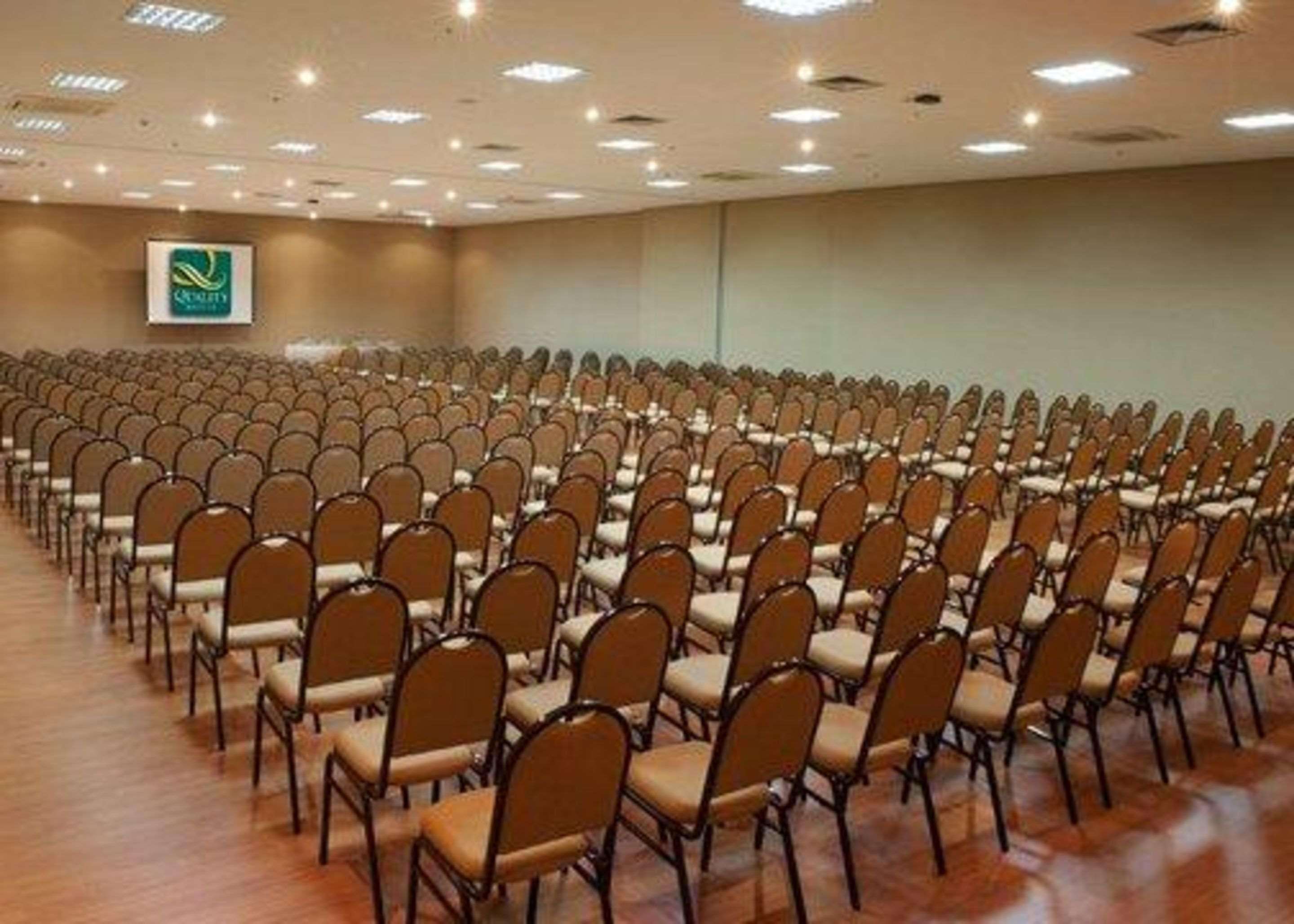 Quality Hotel Манаус Экстерьер фото
